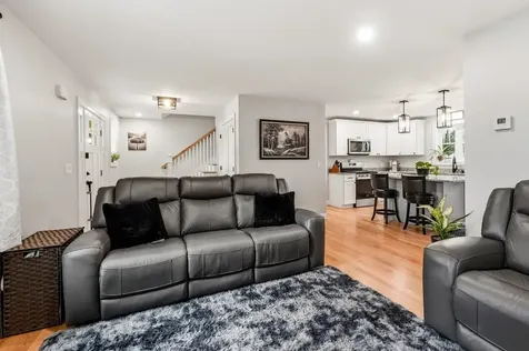 10 Coleman Street Rochester NH 03867