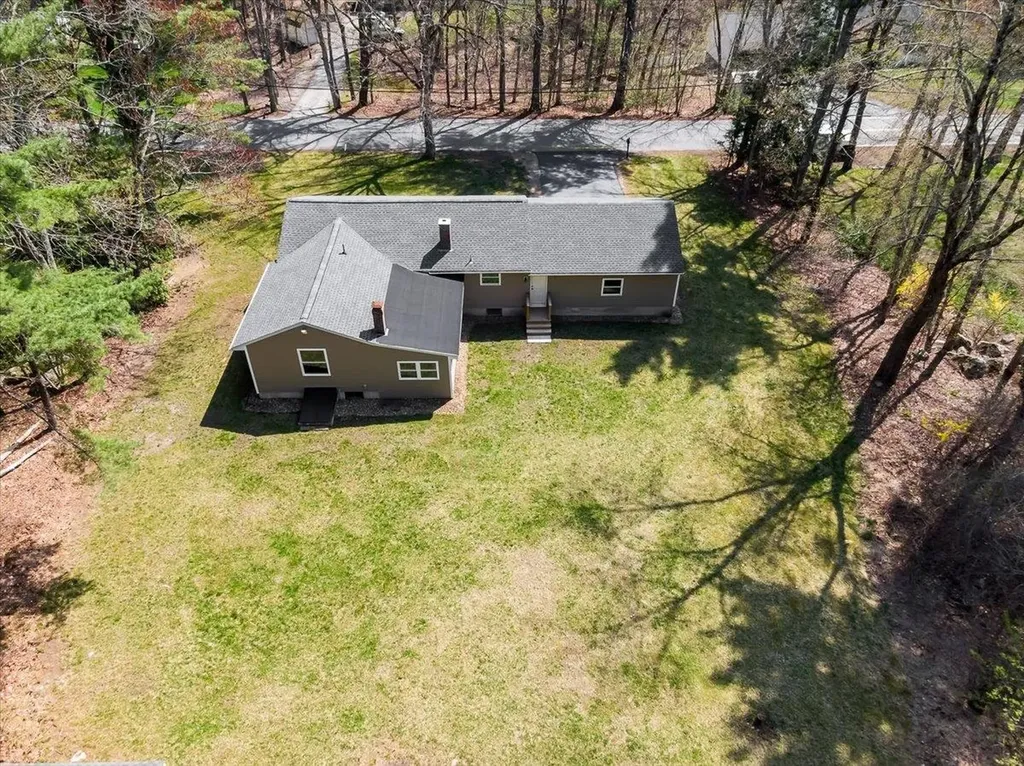 7 Ermer Road Derry NH 03038