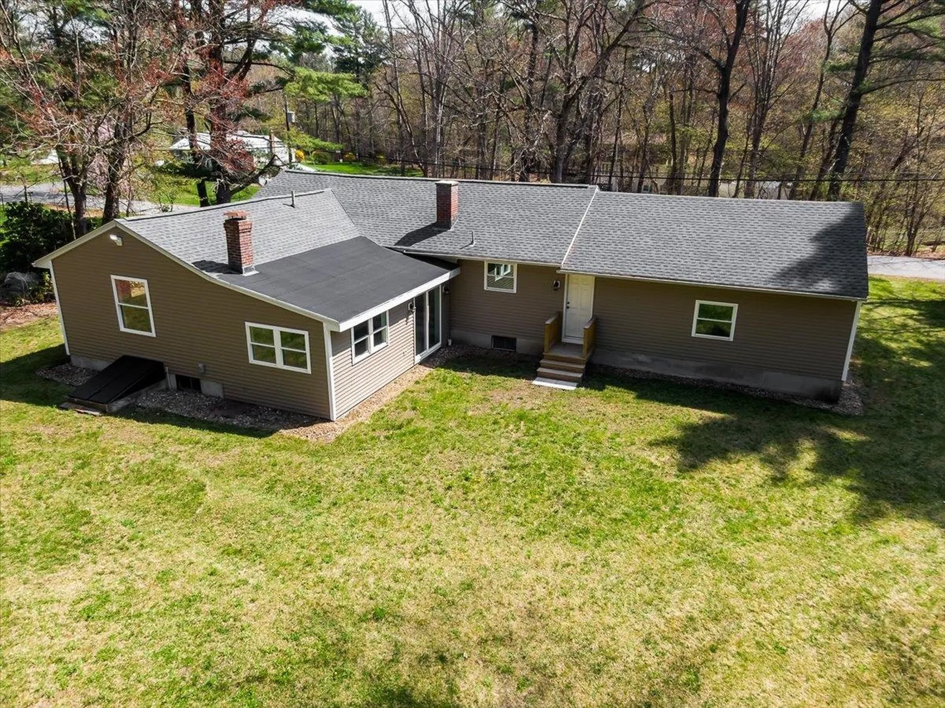 7 Ermer Road Derry NH 03038