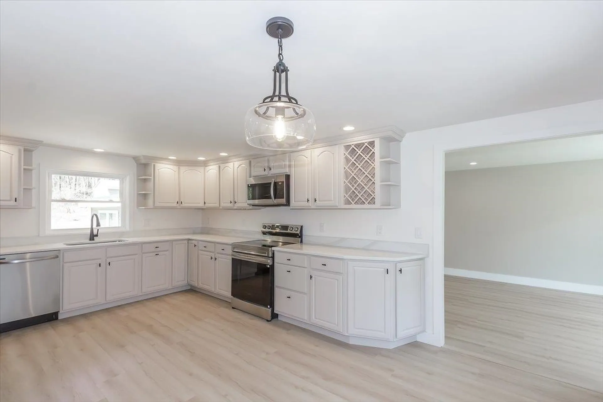7 Ermer Road Derry NH 03038