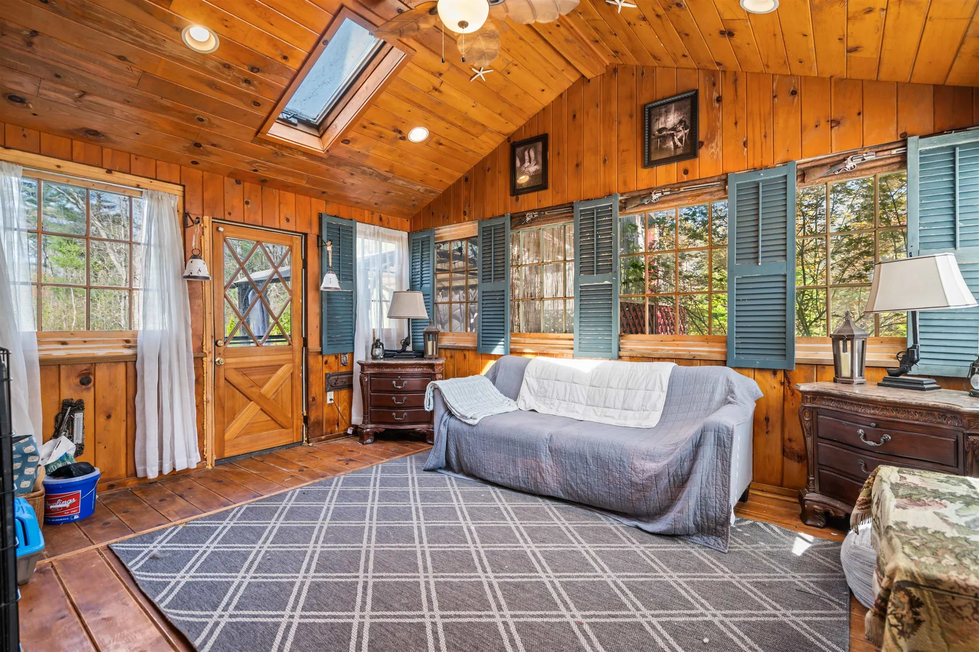 5 Chartwell Court Londonderry NH 03053
