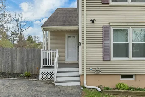 5 Richardson Road Derry NH 03038