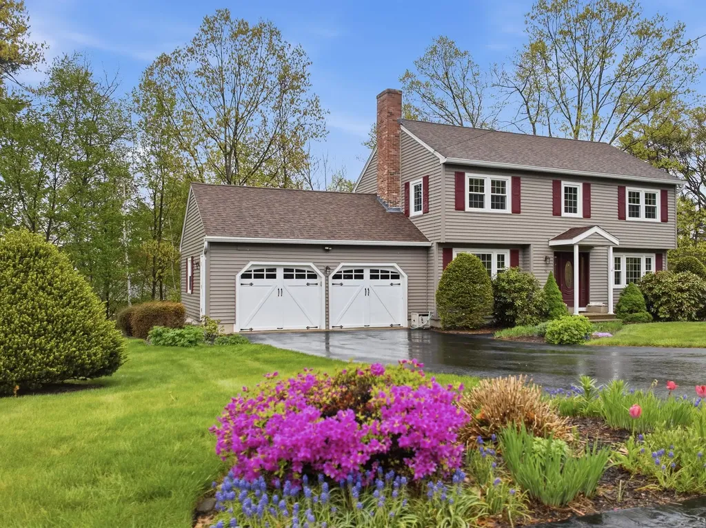 56 Timberline Drive Nashua NH 03062