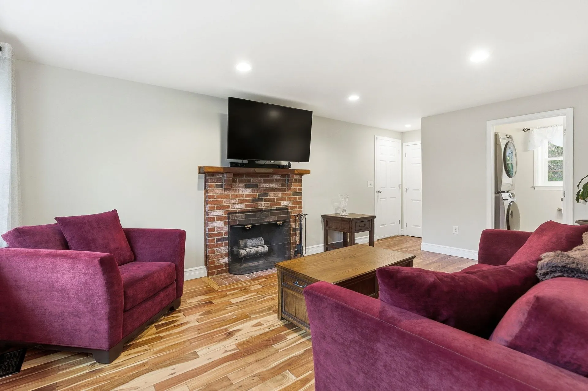 56 Timberline Drive Nashua NH 03062