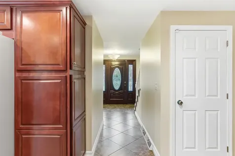 56 Timberline Drive Nashua NH 03062