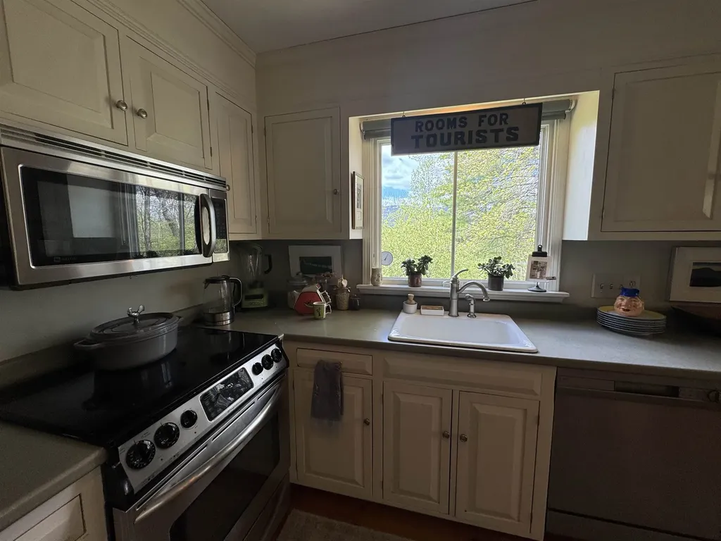 259 Nottingham Park Manchester VT 05255