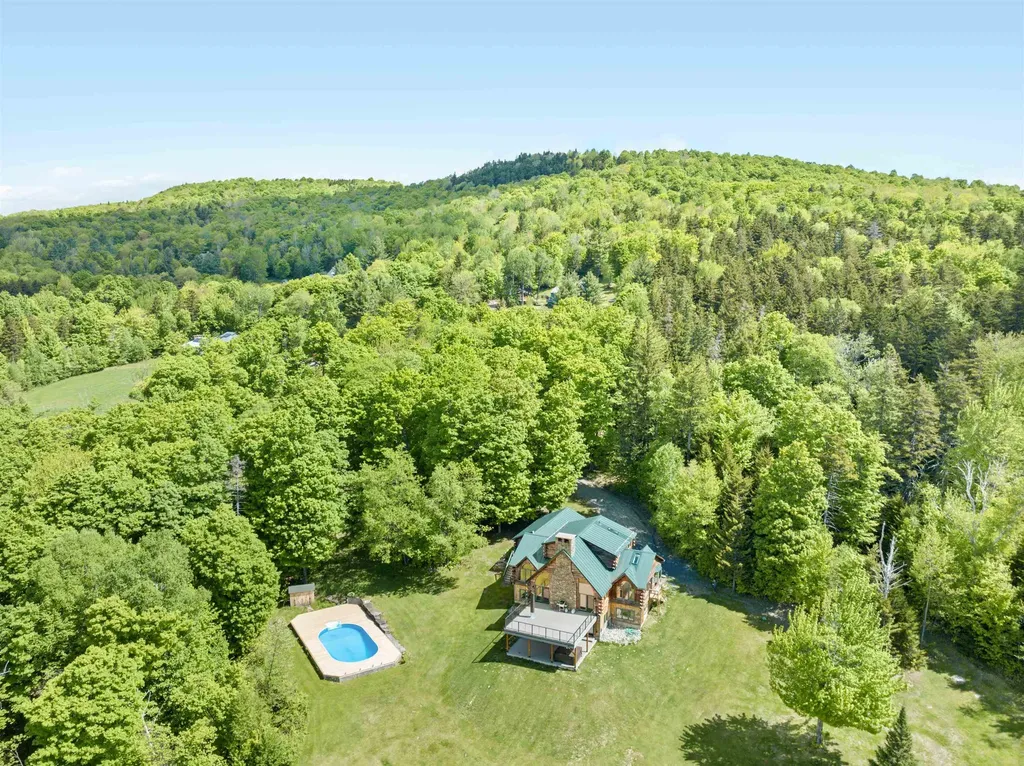 421 Stagecoach Road Fayston VT 05673