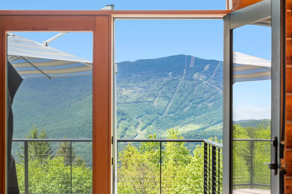 421 Stagecoach Road Fayston VT 05673