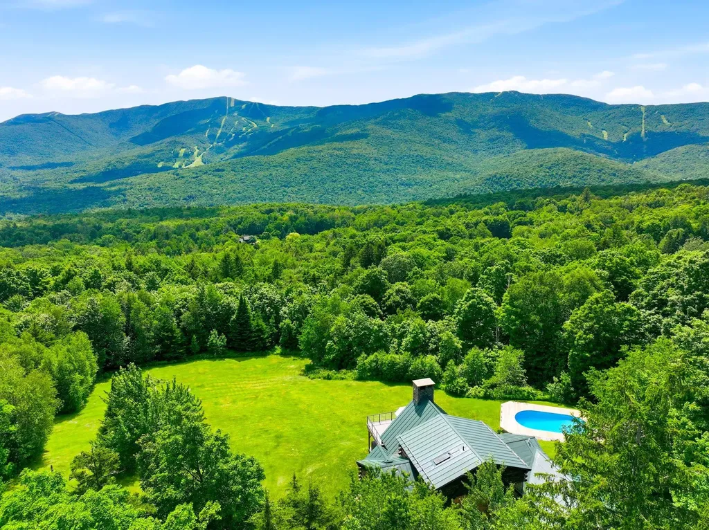 421 Stagecoach Road Fayston VT 05673