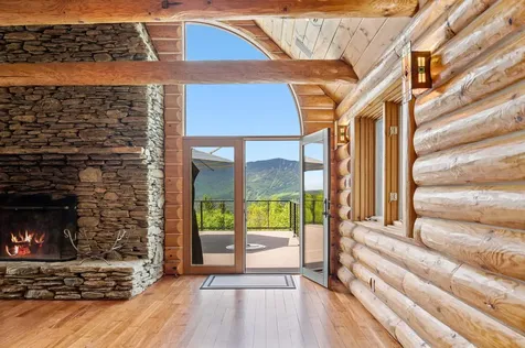 421 Stagecoach Road Fayston VT 05673