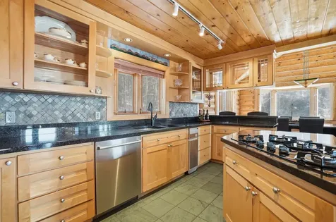 421 Stagecoach Road Fayston VT 05673