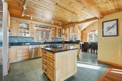 421 Stagecoach Road Fayston VT 05673
