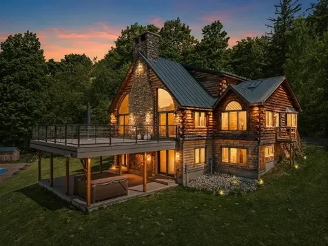 421 Stagecoach Road Fayston VT 05673