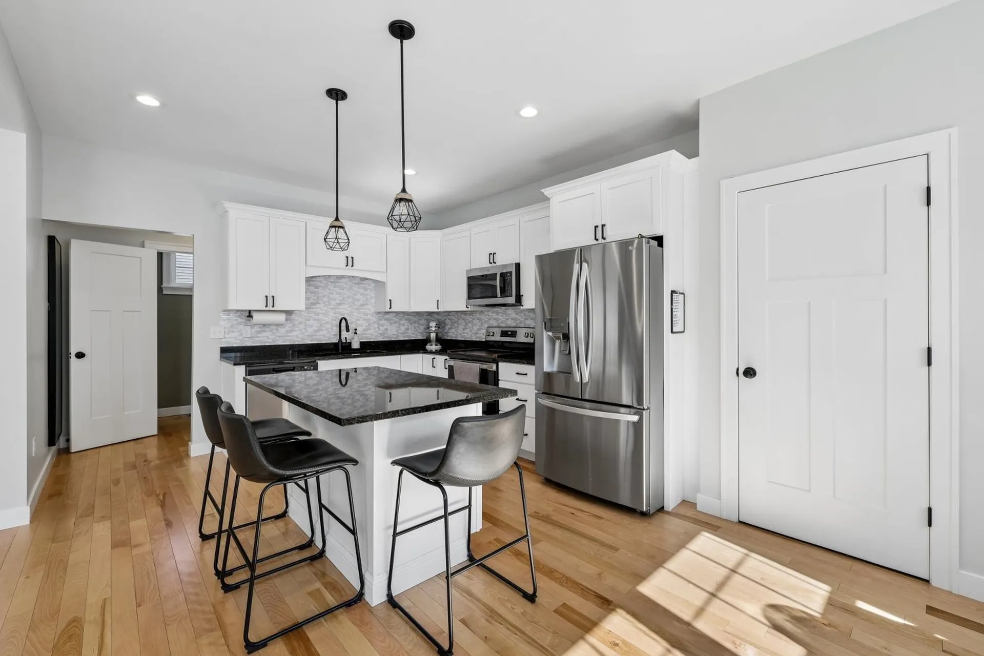 50 Clover Lane Londonderry NH 03053