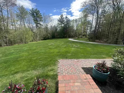 7 Captains Way Exeter NH 03833