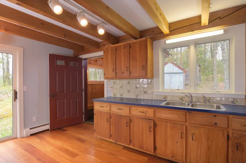 559 Parker Hill Road Rockingham VT 05101