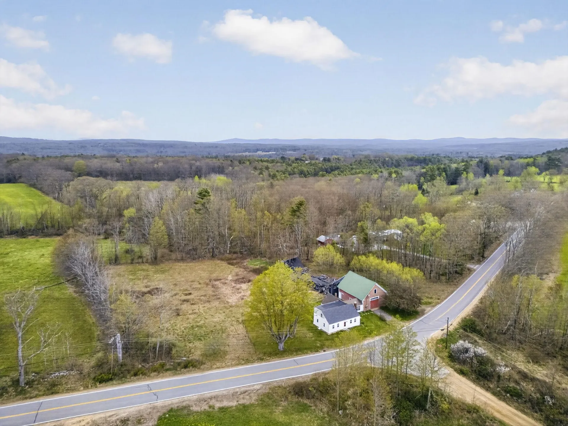 1457 Upper City Road Pittsfield NH 03263