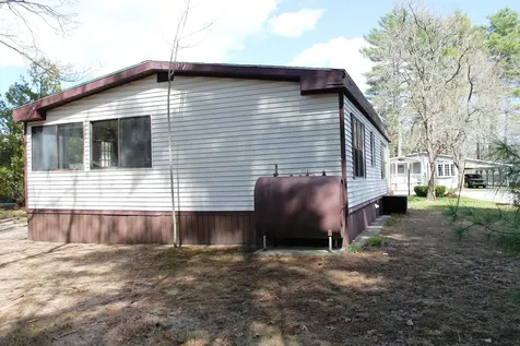 106 Donald Drive Goffstown NH 03045