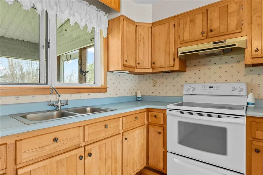 55 Dewing Road Franklin VT 05457