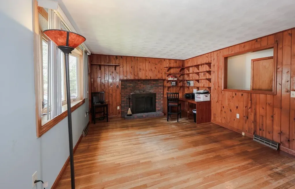 95 Turkey Hill Road Merrimack NH 03054