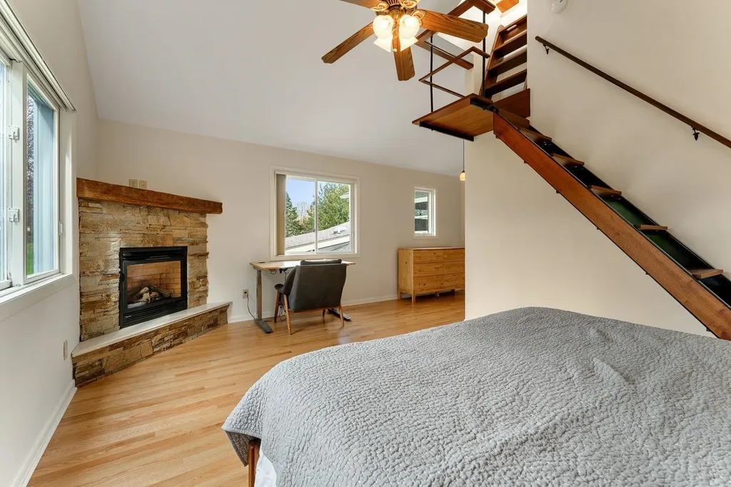 185 Crescent Beach Drive Burlington VT 05408