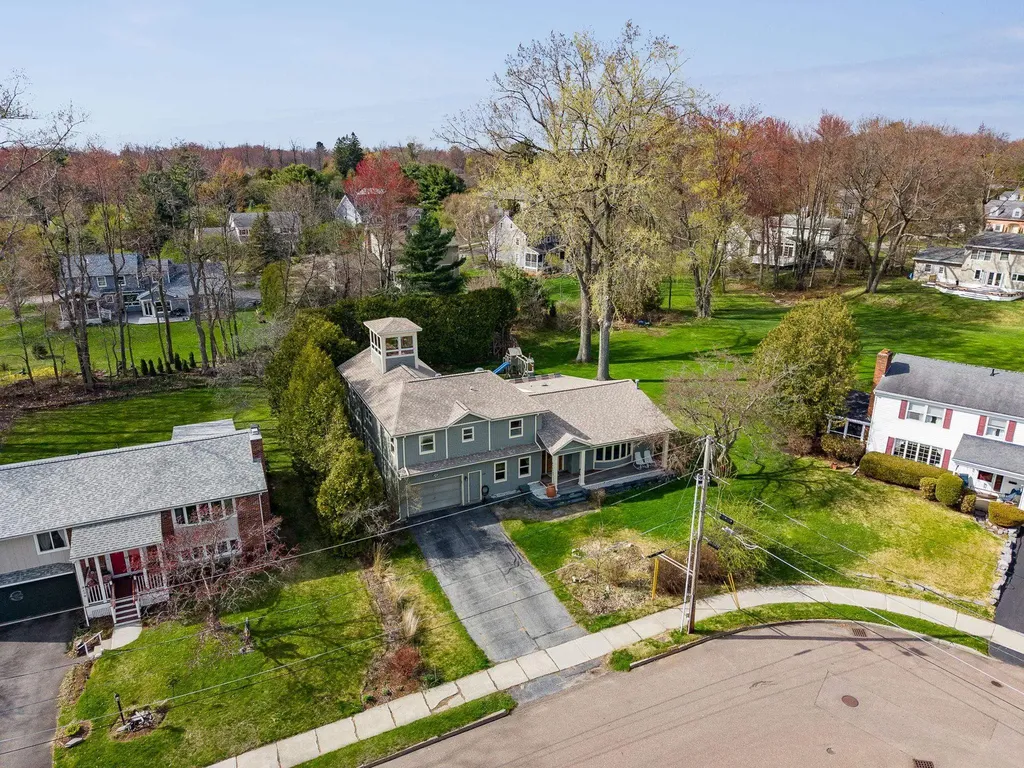 185 Crescent Beach Drive Burlington VT 05408