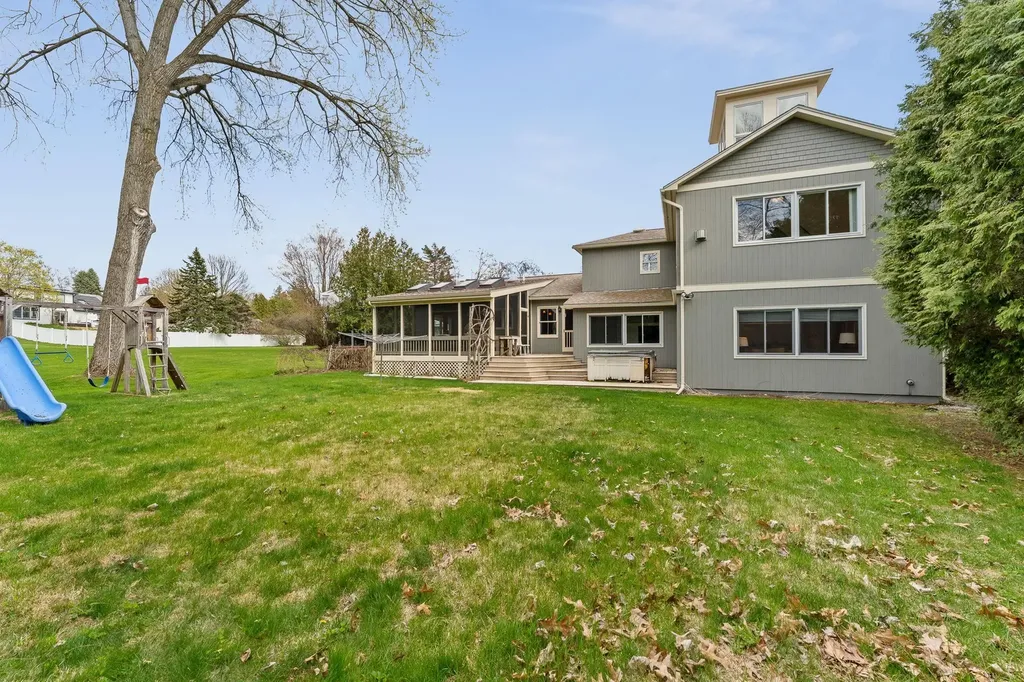 185 Crescent Beach Drive Burlington VT 05408