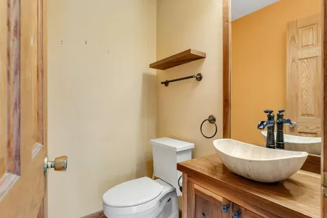 185 Crescent Beach Drive Burlington VT 05408