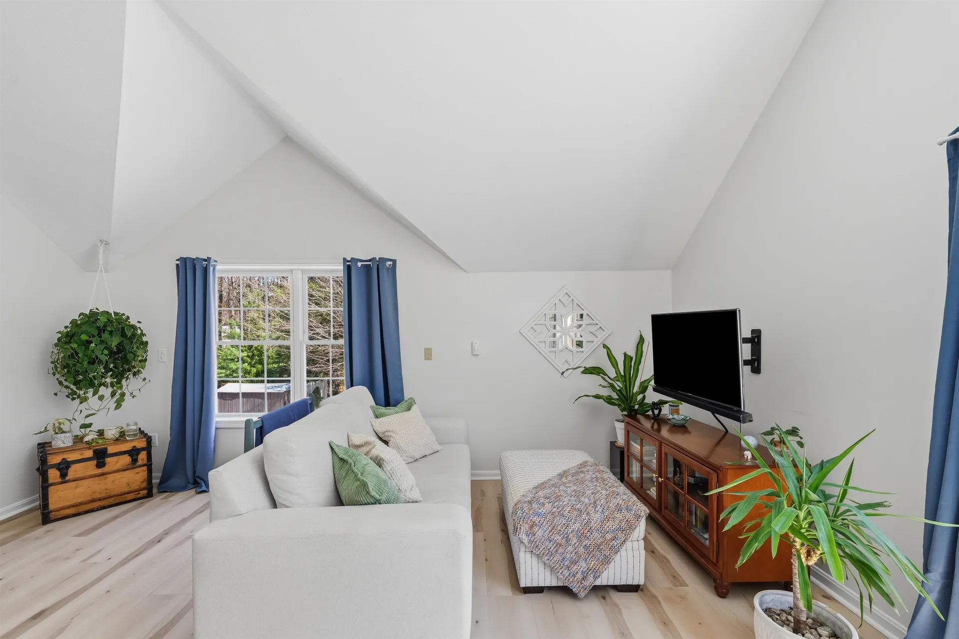 51 Ellyson Avenue Hampstead NH 03826