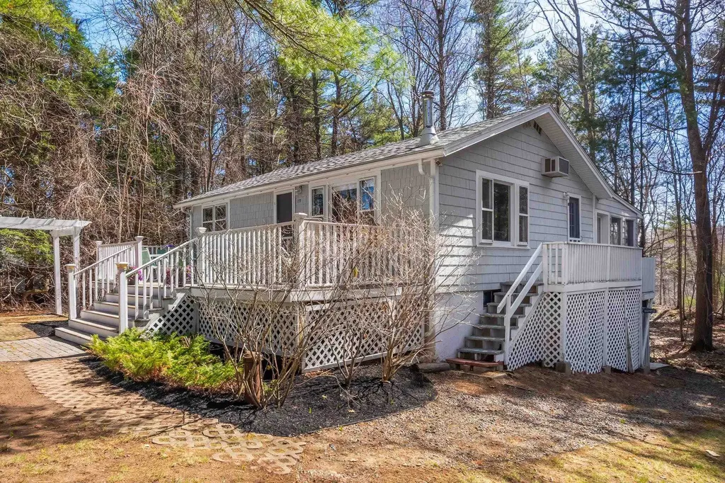 14 Beacon Street Extension York ME 03909