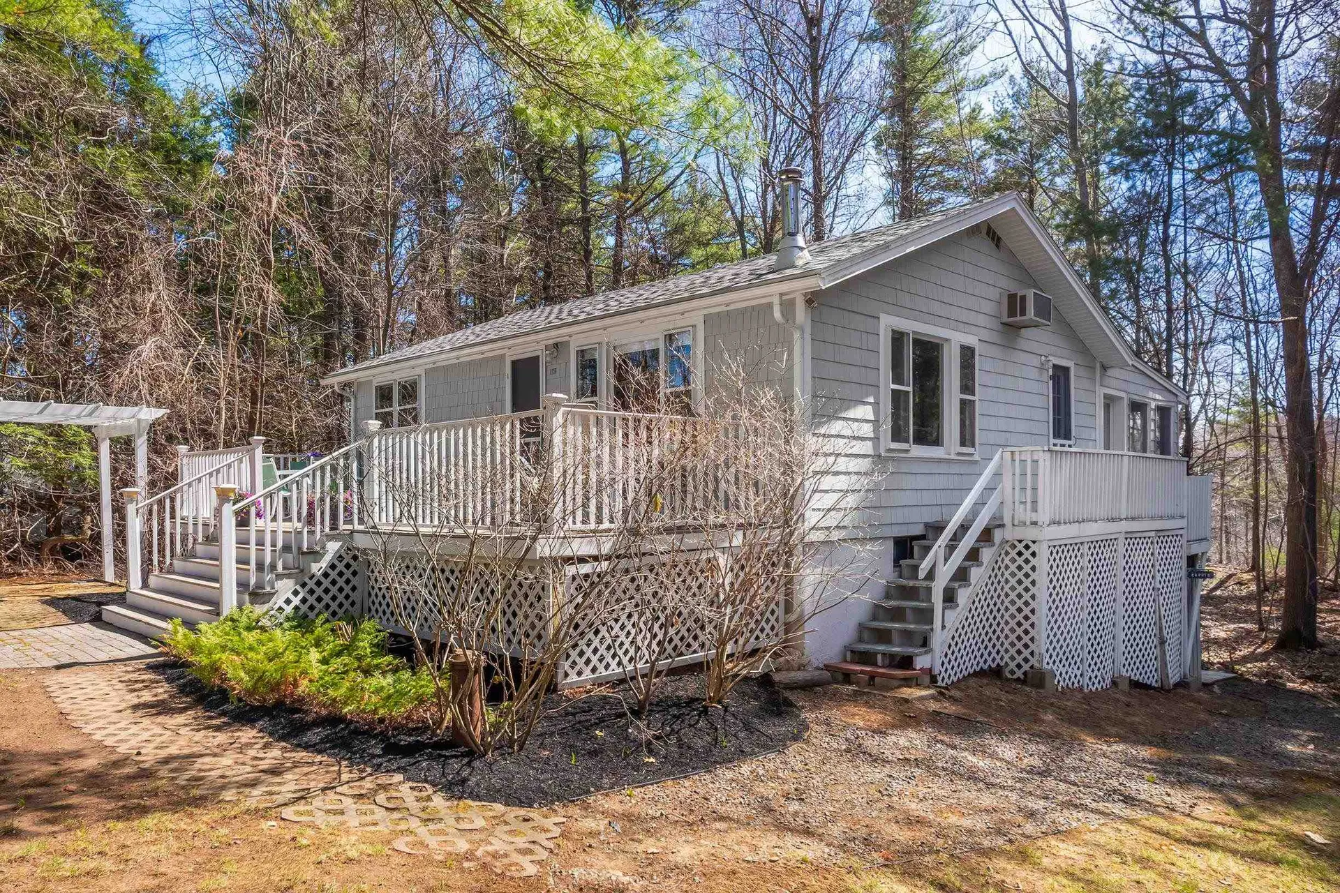 14 Beacon Street Extension York ME 03909