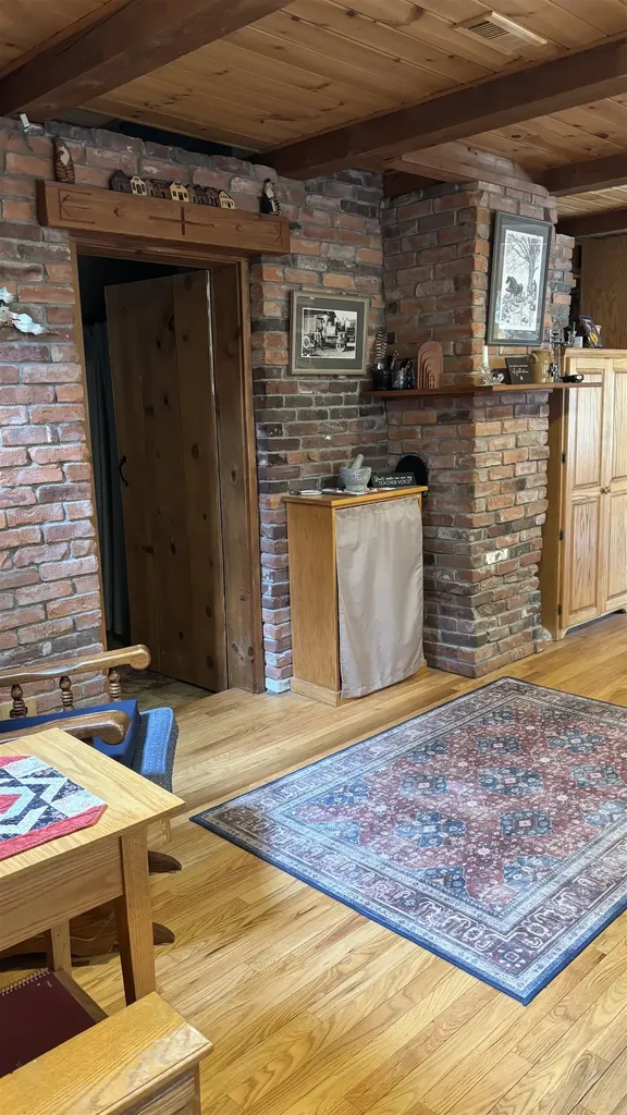17 Driscoll Road Deering NH 03244
