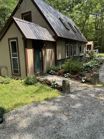 17 Driscoll Road Deering NH 03244