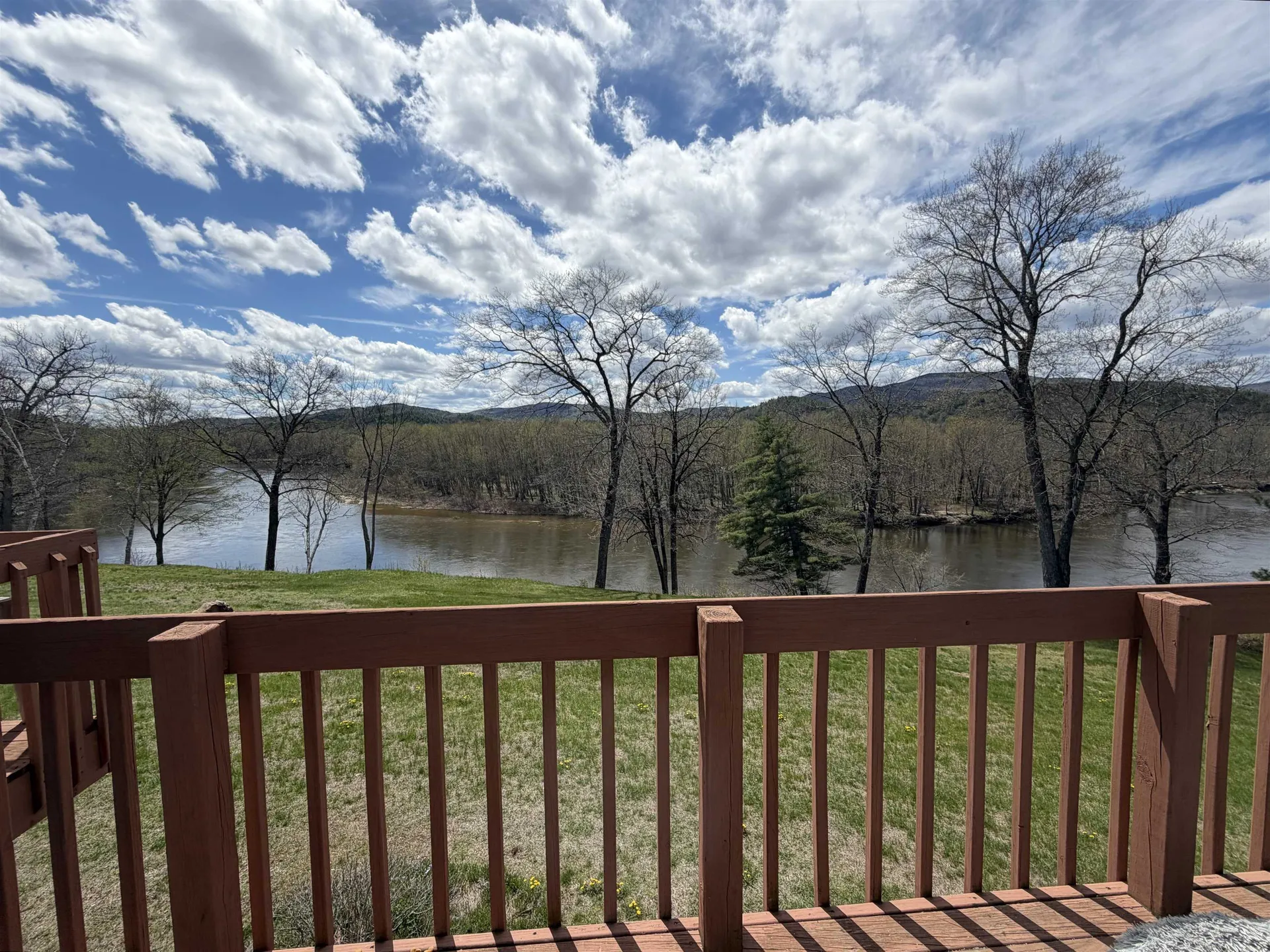 22 Circle Drive Ashland NH 03217