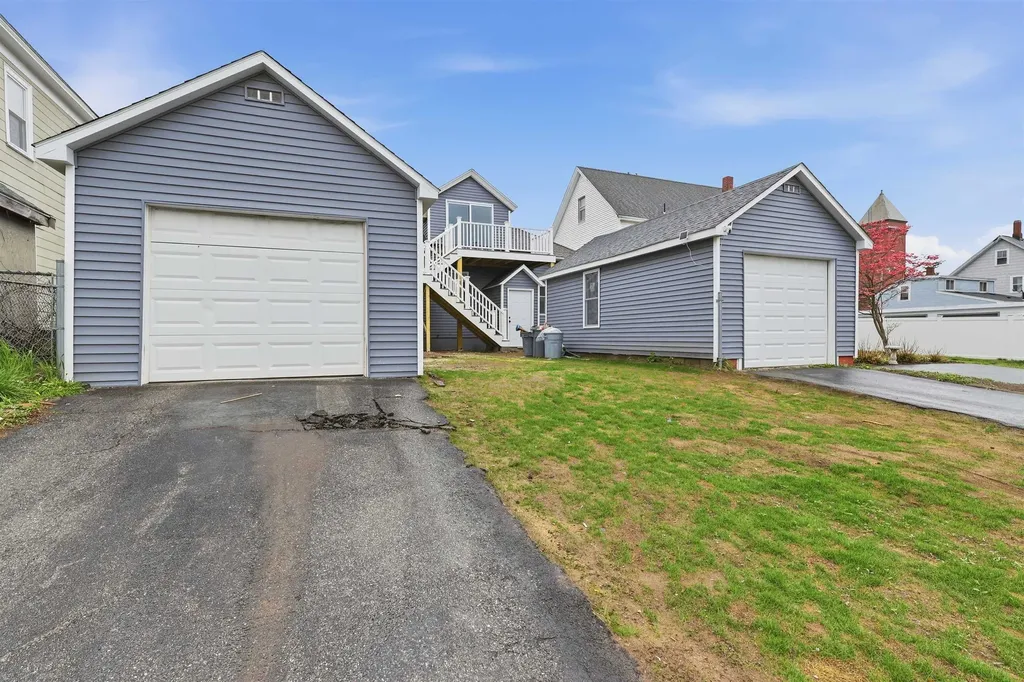 146 1/2 Chestnut Street Nashua NH 03060