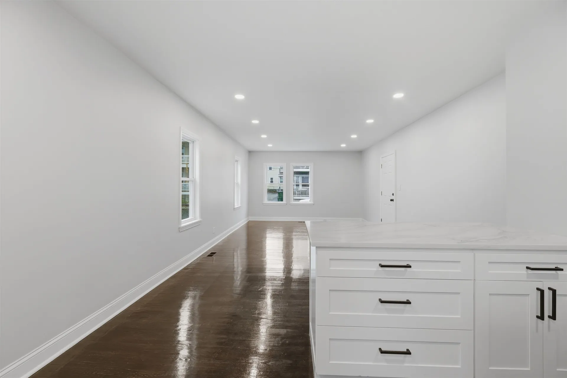 146 1/2 Chestnut Street Nashua NH 03060