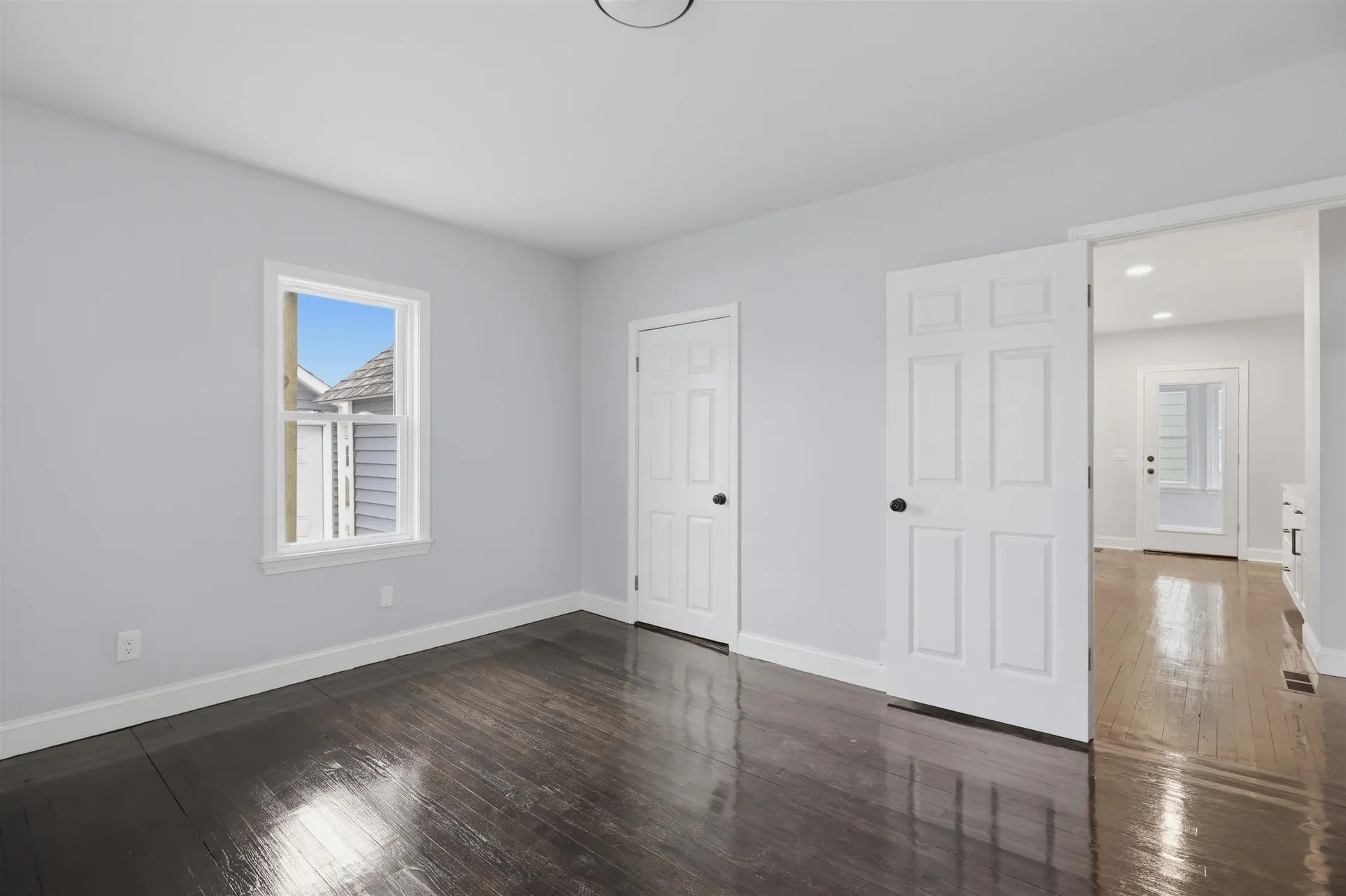146 1/2 Chestnut Street Nashua NH 03060