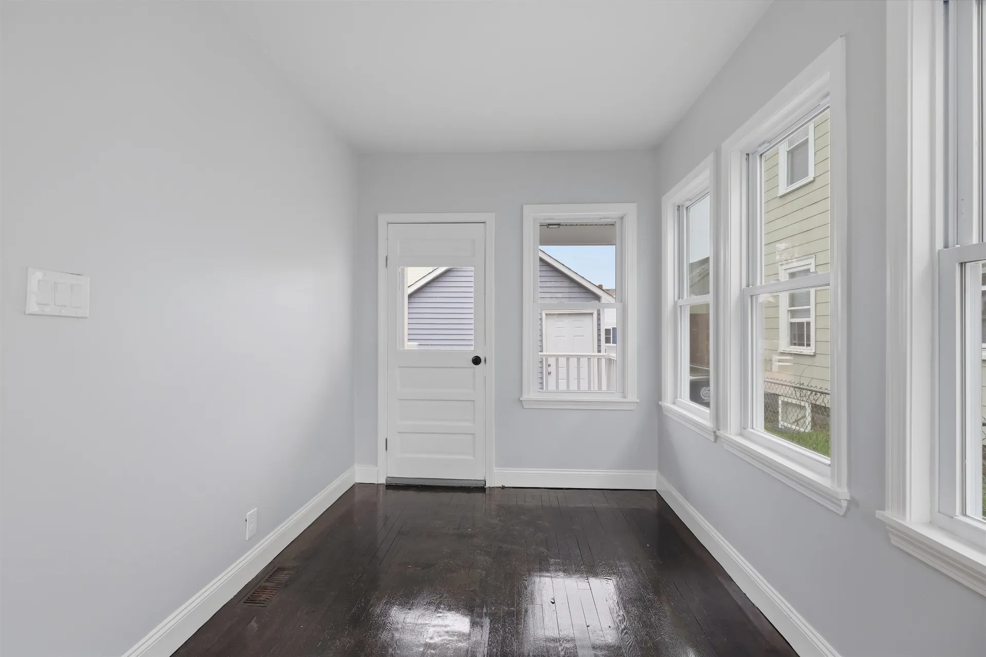 146 1/2 Chestnut Street Nashua NH 03060
