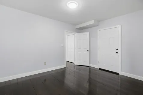 146 1/2 Chestnut Street Nashua NH 03060
