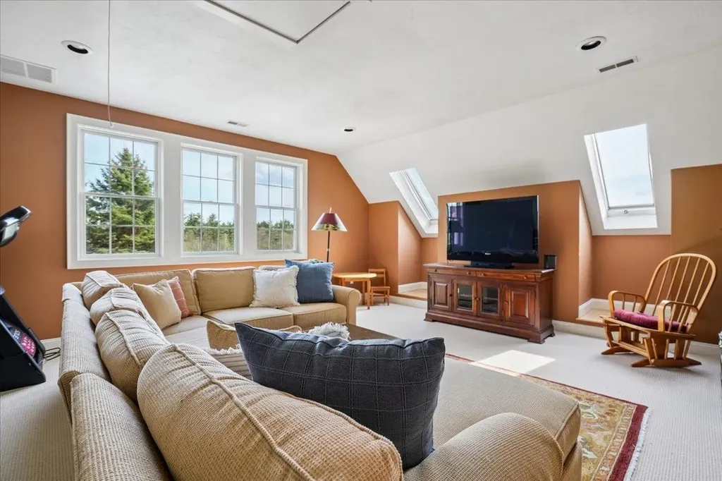 15 Via Tranquilla Street Concord NH 03301