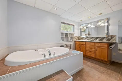 71 Summit Avenue Littleton NH 03561