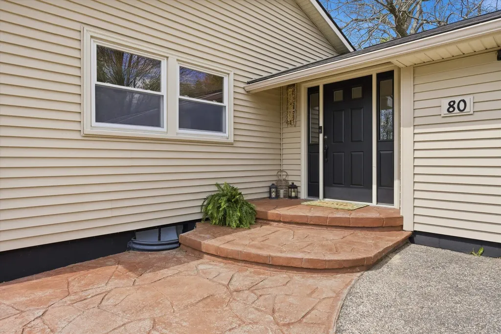 80 English Range Road Derry NH 03038