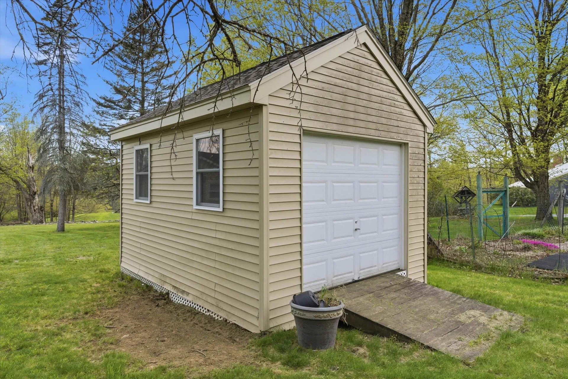 80 English Range Road Derry NH 03038