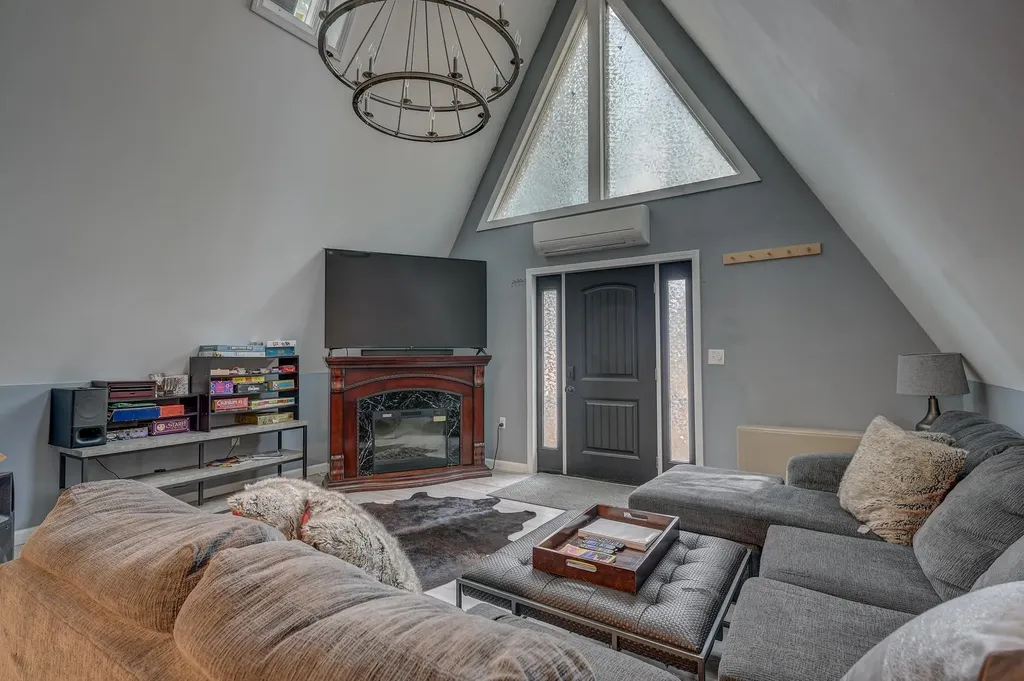 20 Lake Pines Circle Conway NH 03818