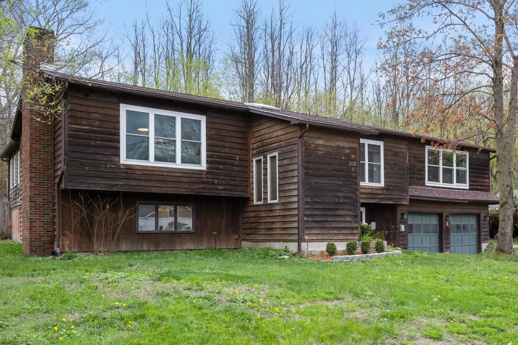 2537 Malletts Bay Avenue Colchester VT 05446