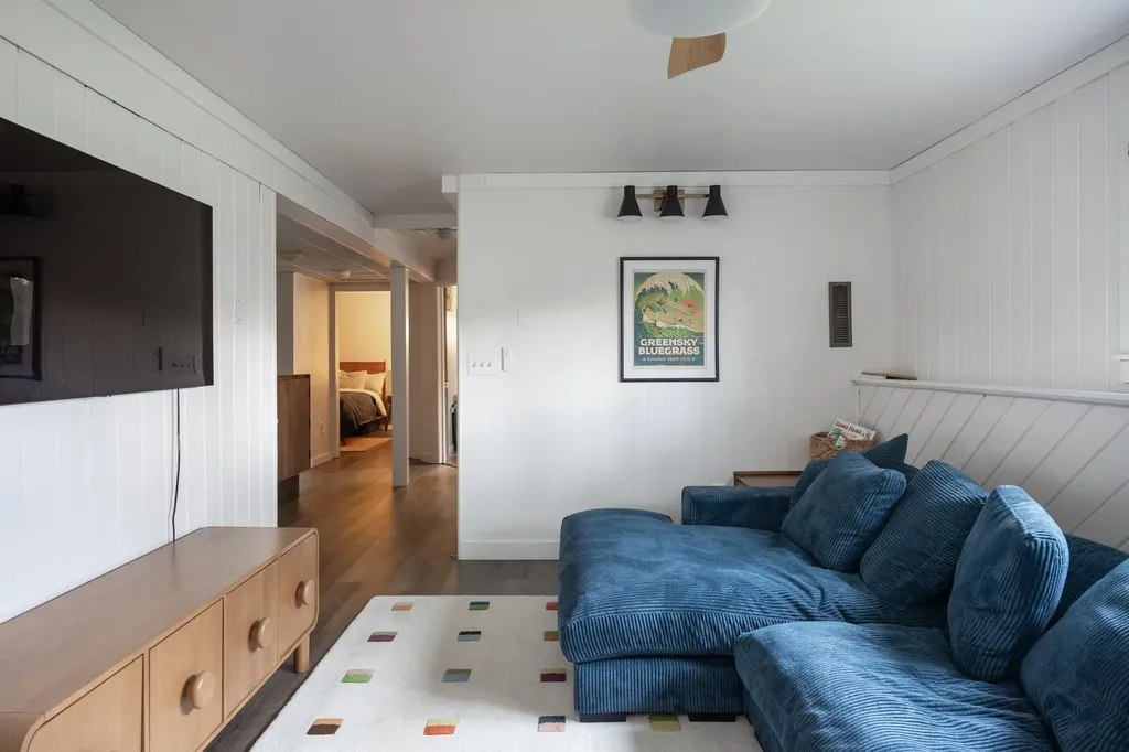 2537 Malletts Bay Avenue Colchester VT 05446