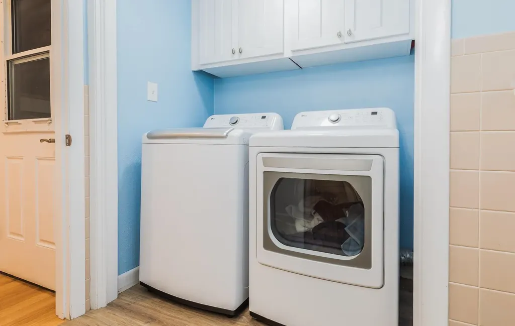 4 Moharinet Way Durham NH 03824