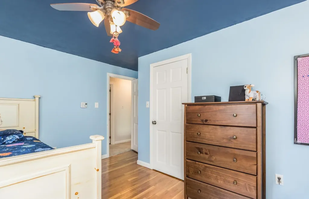 4 Moharinet Way Durham NH 03824