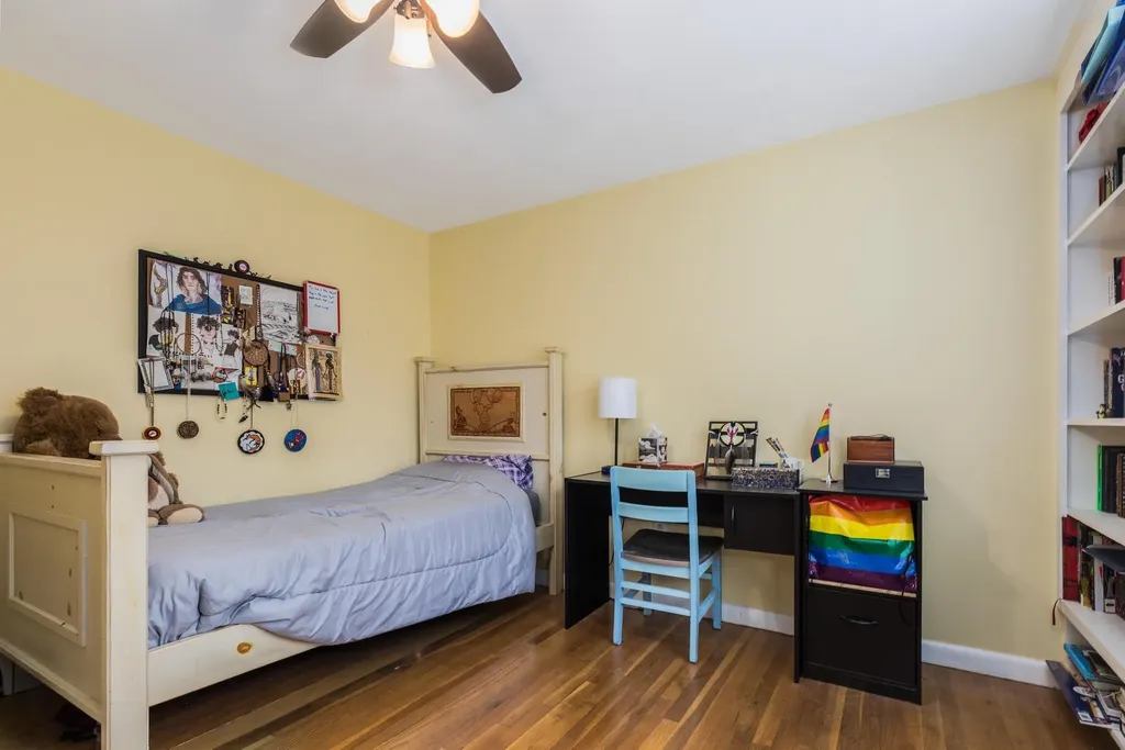 4 Moharinet Way Durham NH 03824