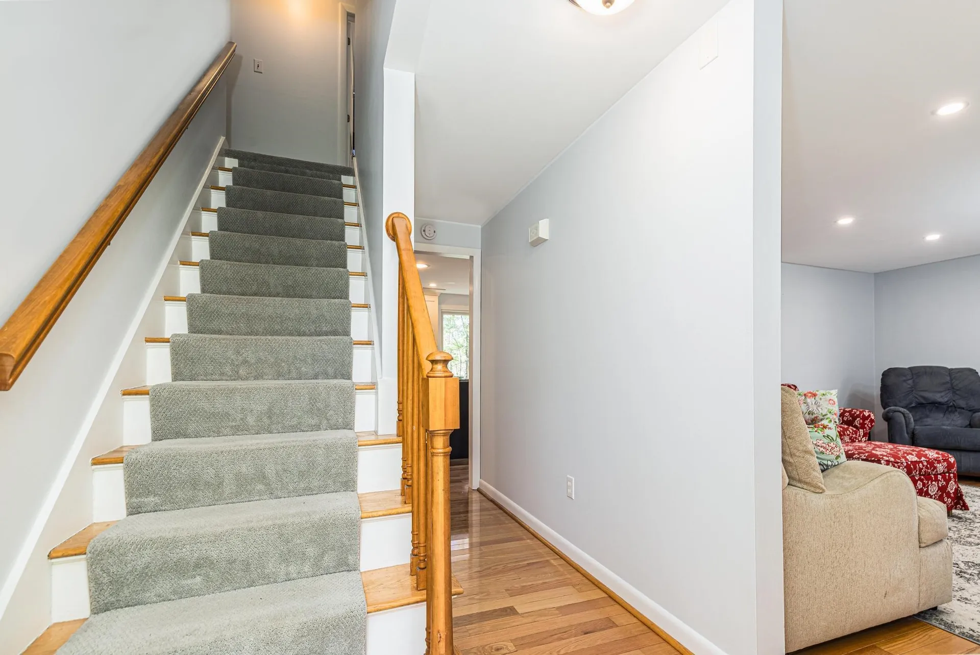 4 Moharinet Way Durham NH 03824